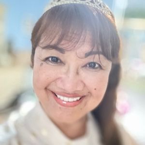 Meet your Posher, May